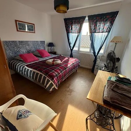 Appartement T4 - 2 Ch - 5 Min Plages - Grand Jardin - Calme *