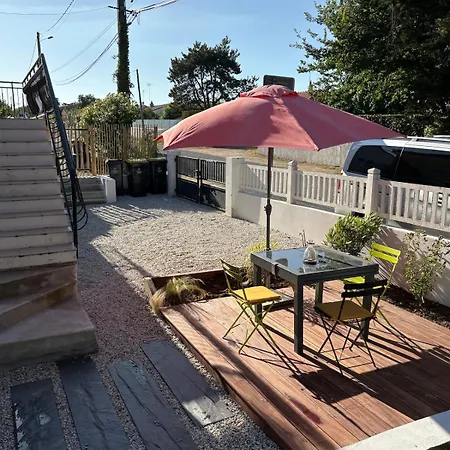 T4 2 -jardin Clos - Jeux - Calme - 700m Porteau Lägenhet